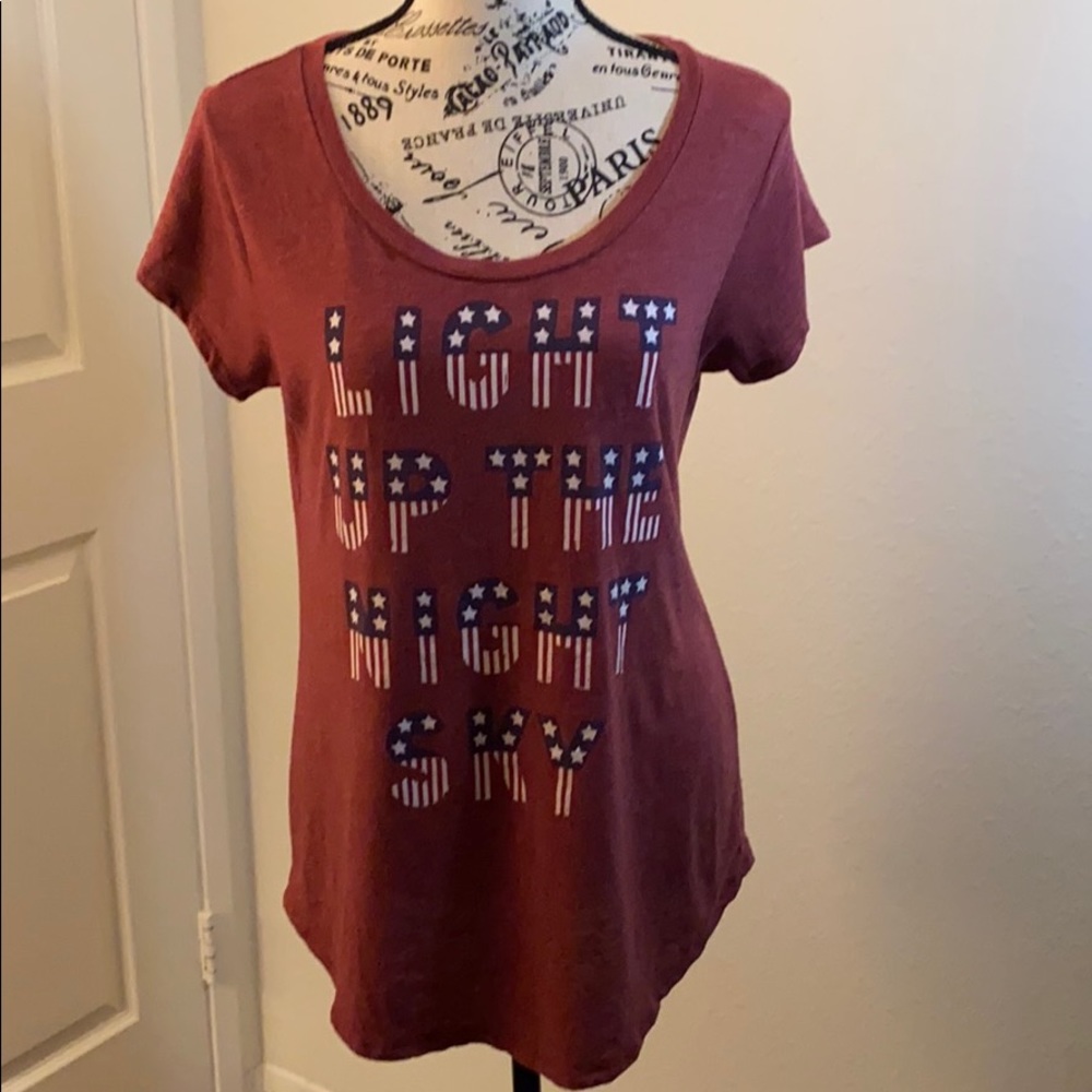 🎉Host Pick🎉🍀Lucky Brand Graphic Tee🍀